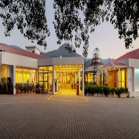 Timber Trail Base Resort - At The Foothills Of Adventure Parwanoo ภายนอก รูปภาพ