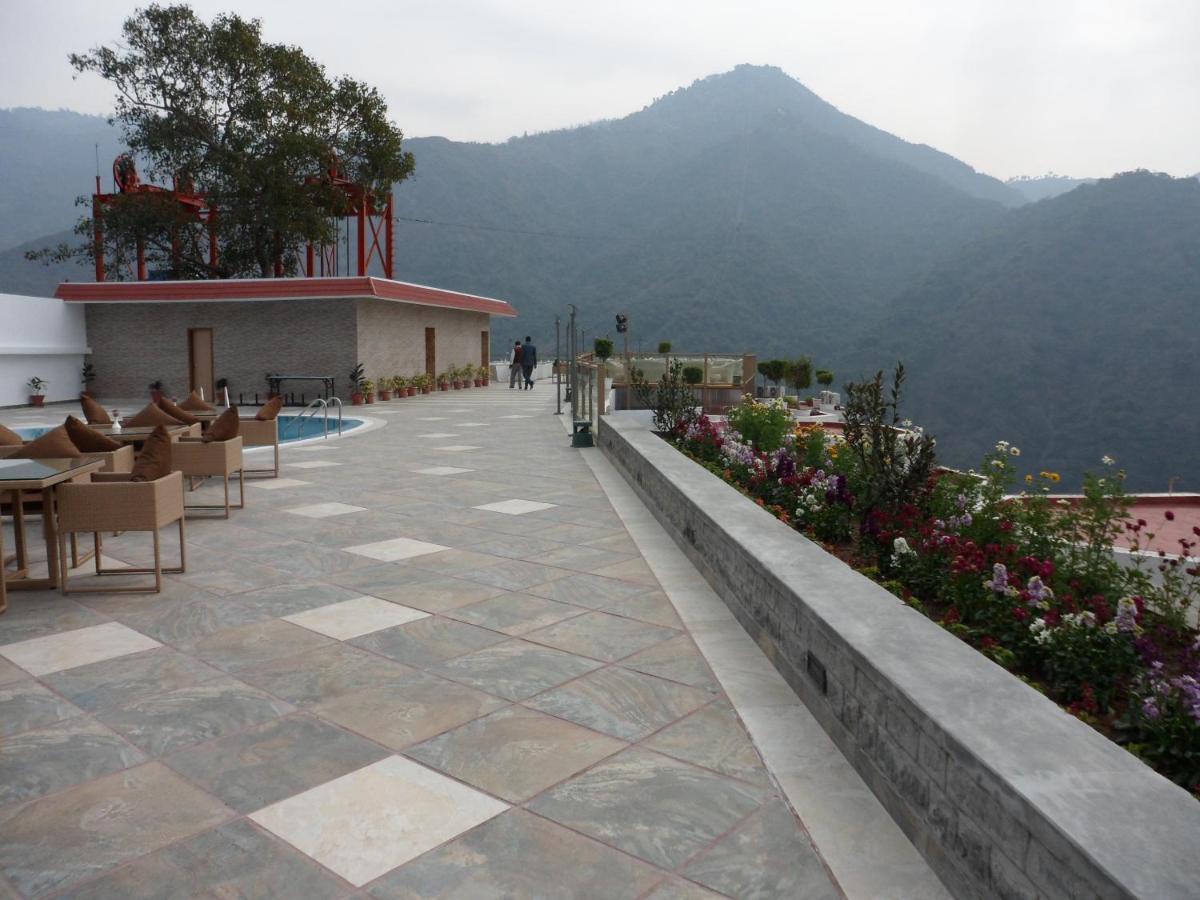 Timber Trail Base Resort - At The Foothills Of Adventure Parwanoo ภายนอก รูปภาพ